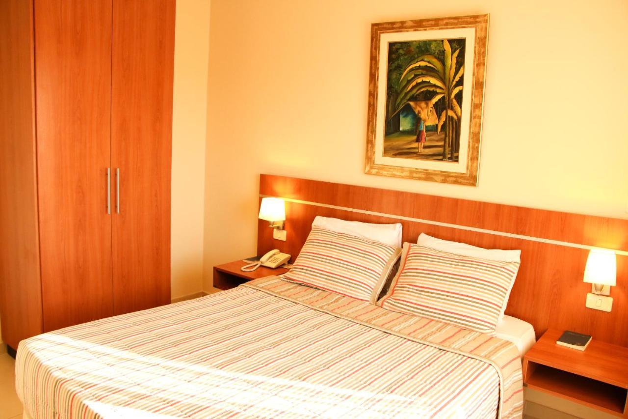 Olimpo Hotel & Suites Itauguá Exterior photo